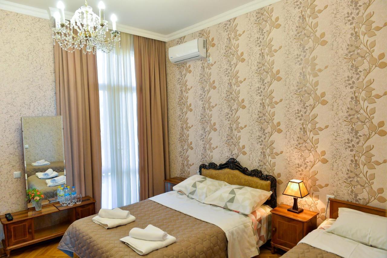 Gold Guest House คูทายสิ ภายนอก รูปภาพ