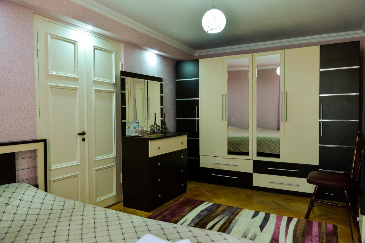 Gold Guest House คูทายสิ ภายนอก รูปภาพ
